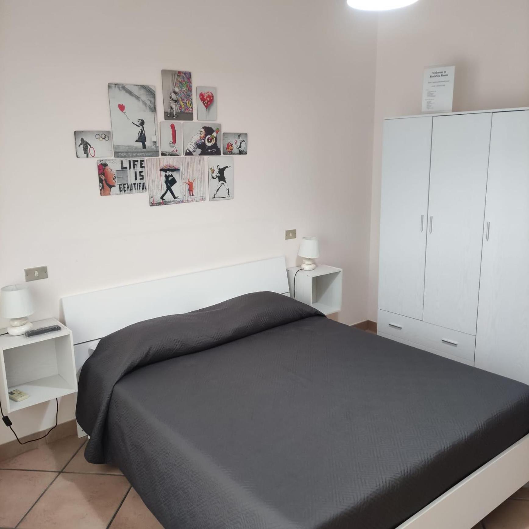 צ'פאלו Rocksea Rooms מראה חיצוני תמונה